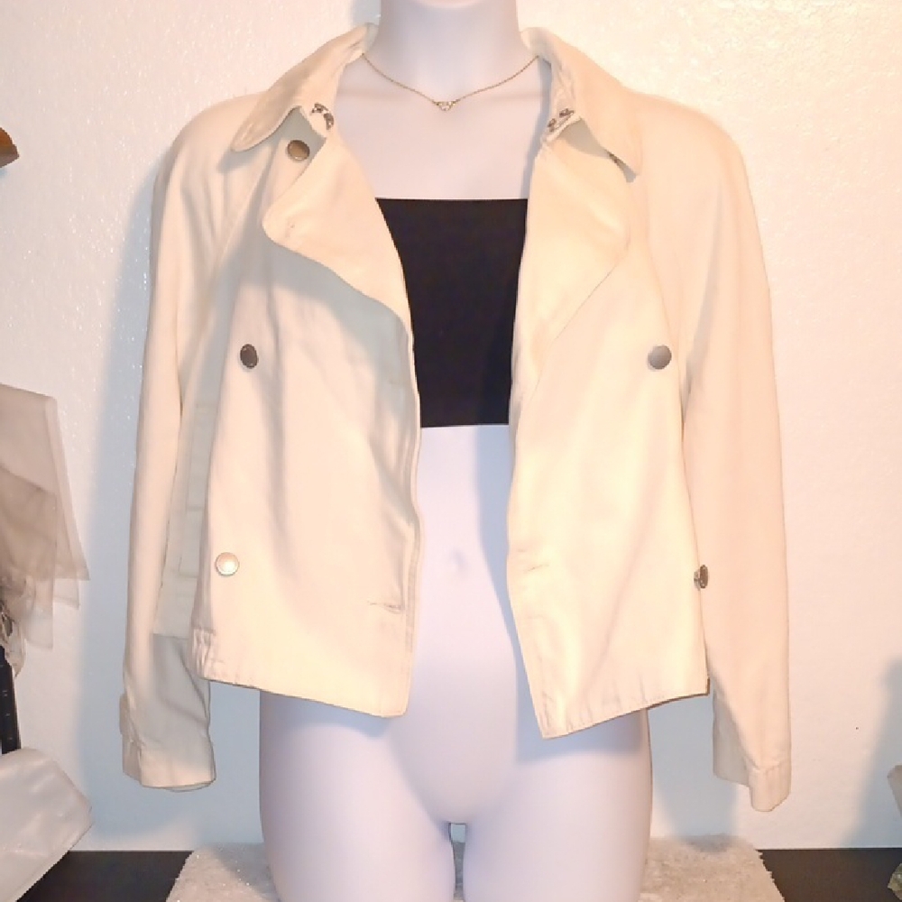 Universal Thread Crop Cream Jean Trench Coat